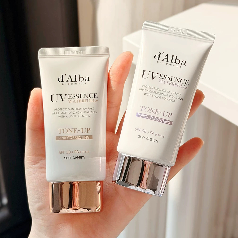D'Alba UV Essence Waterfull Su - огляд і ціна Luxury Skincare Brands